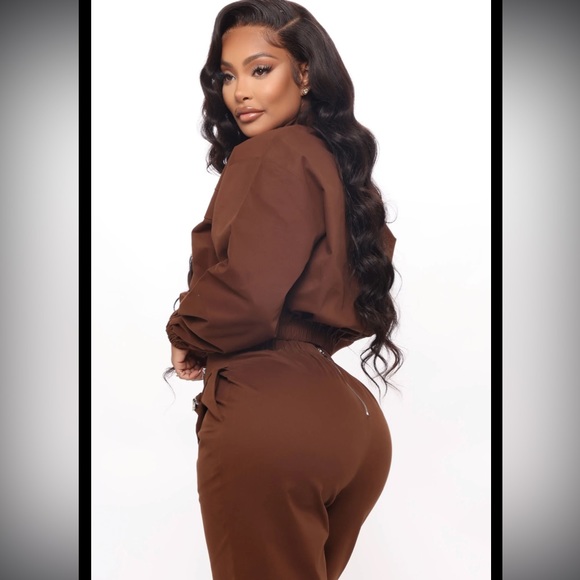 Fashion Nova joggers - Picture 3 of 12